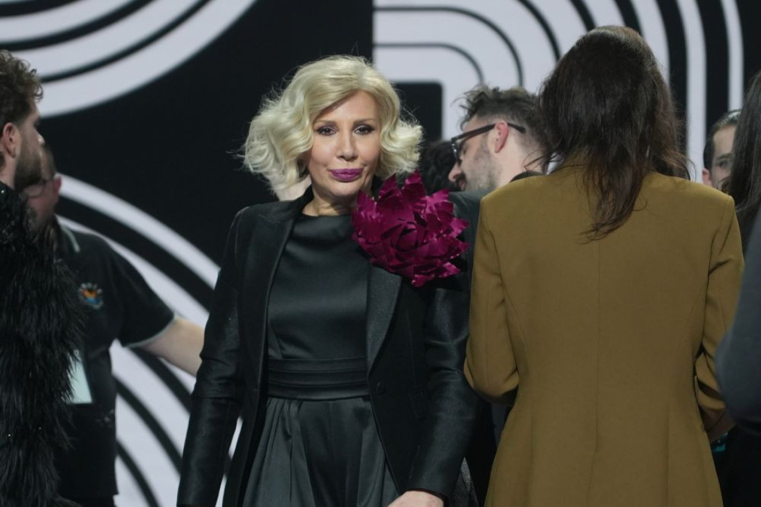 Oglasila se Sandra Perović: Poznatom ocu uputila je poslednje zbogom