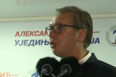 Vučić poručio iz Bora: Nećemo više imati 31 sekretaricu i 31 šofera, biće 12 ministarstava sa malo vrednih ljudi! (VIDEO)