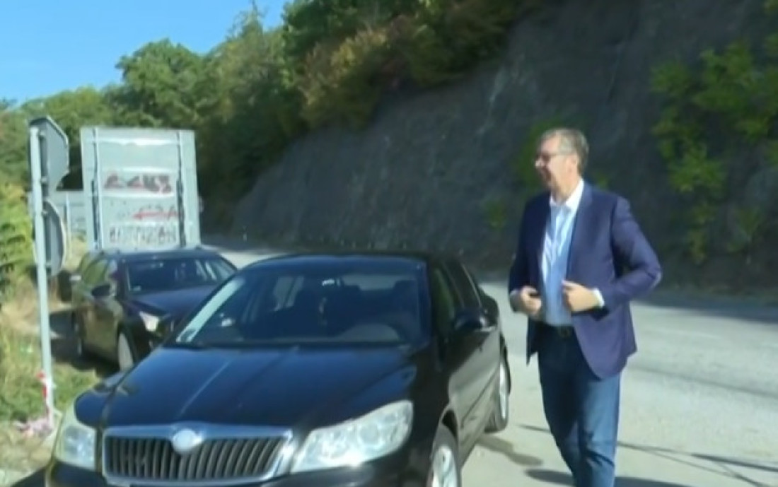 Vučić obišao Istočnu Srbiju: Najavio pobedu na izborima, posetu završio kod druga iz vojske (VIDEO)(VIDEO)