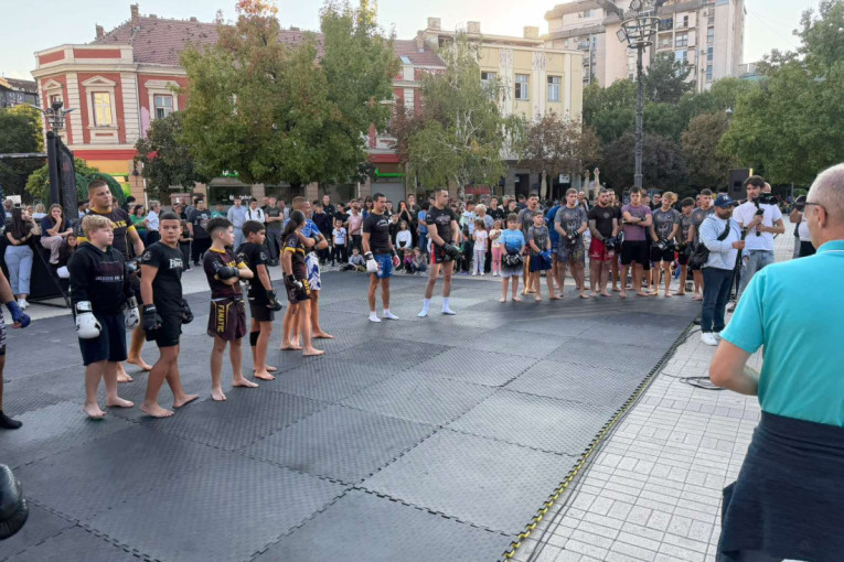 Smederevo u znaku sporta - Više od 500 dece i mladih treniralo sa šampionima