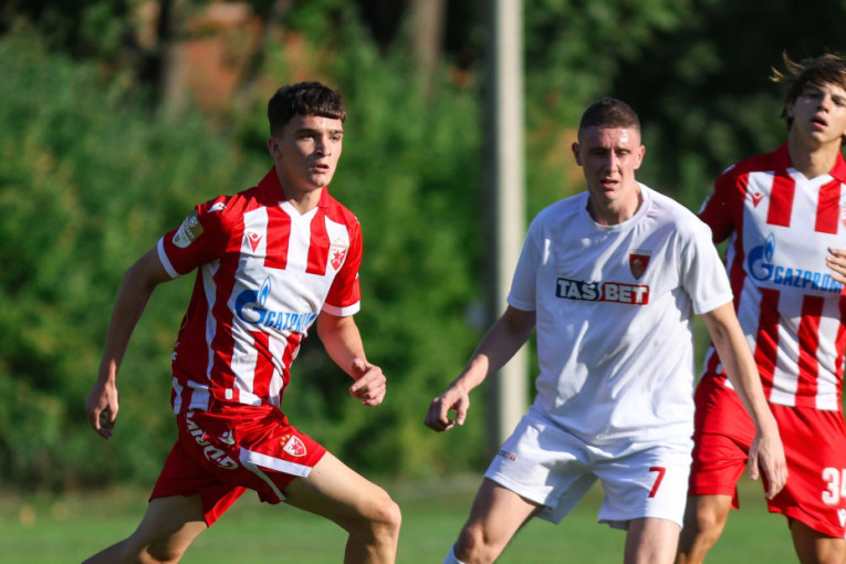 Zvezdina sedmica u Lovćencu! Šampion zatrpao mrežu Njegoša!